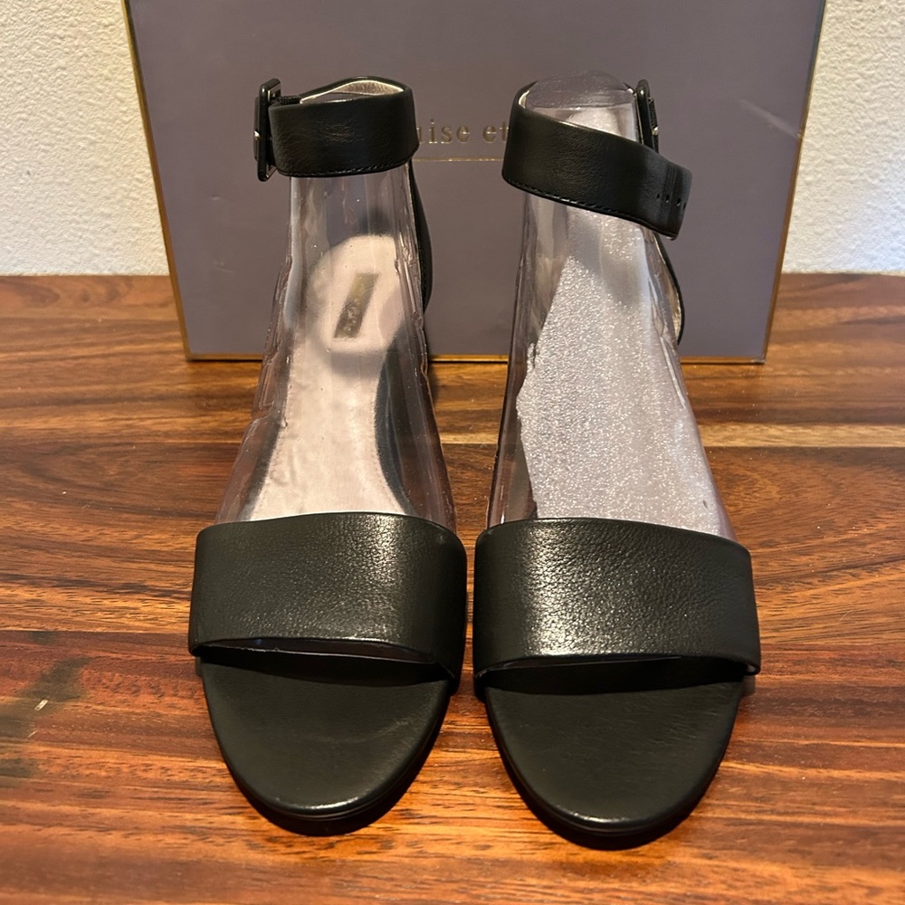 Louise et Cie Black Smooth Tumbled Wedges